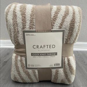 Crafted by Catherine Cozy Knit Throw Zebra…
